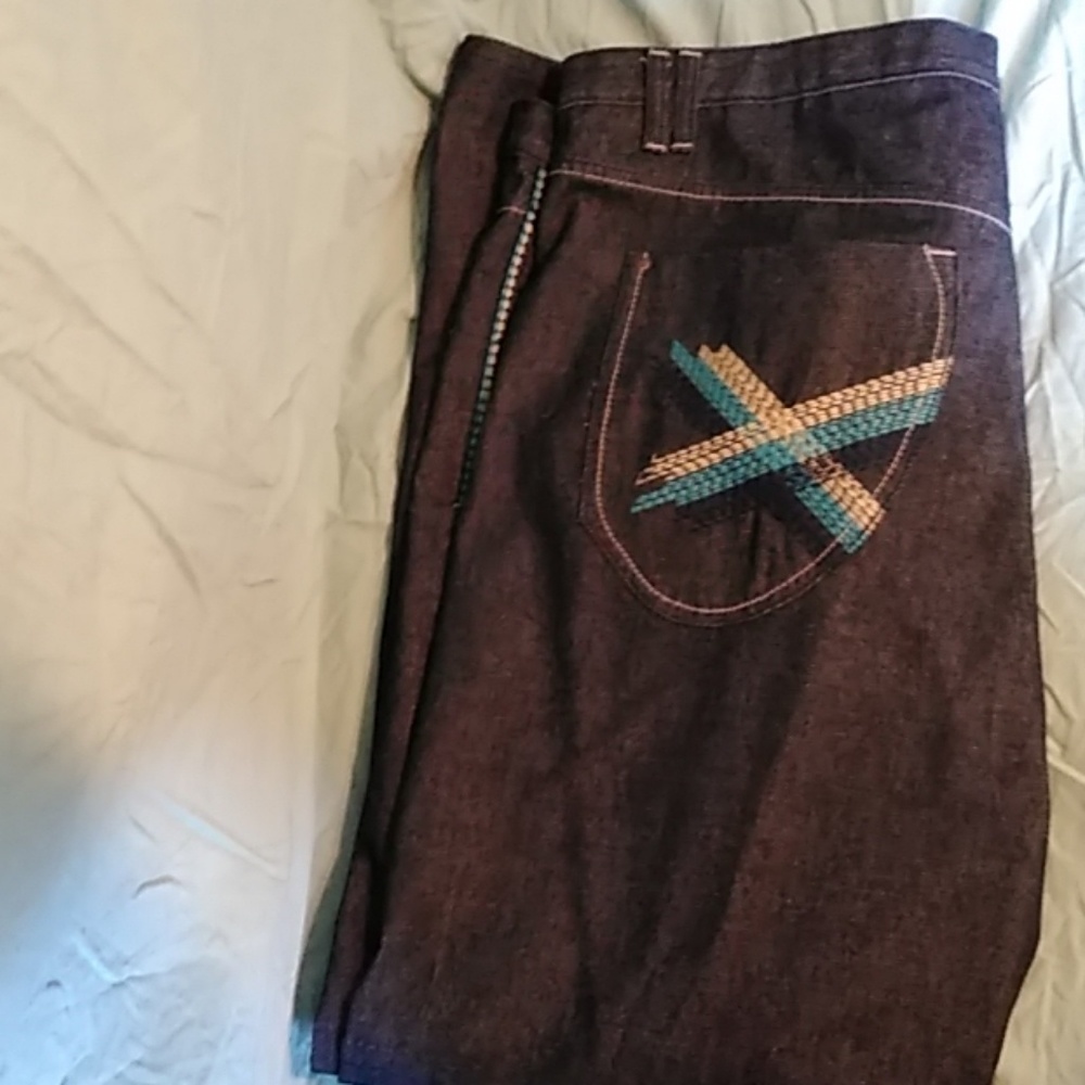 📣 Men's 50x34 Akademics